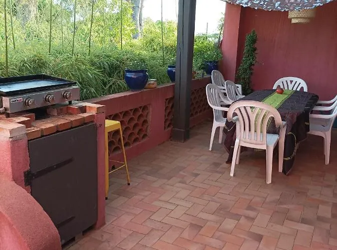 Maison De Vacances, Proche De La Plage