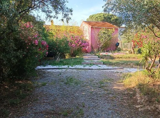 Maison De Vacances, Proche De La Plage